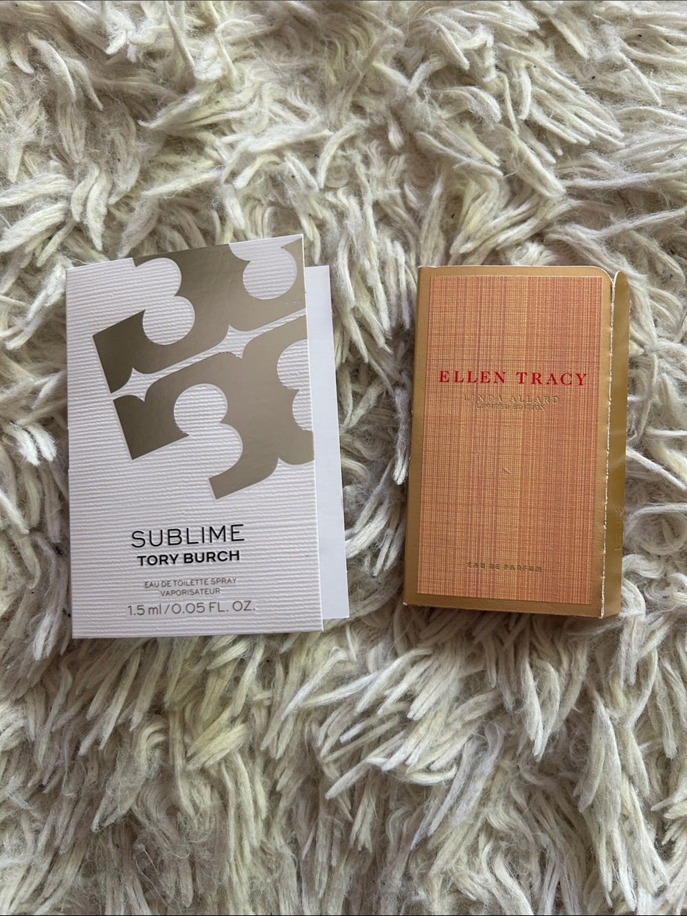 Tory Burch Sublime Sample & Ellen Tracy Mini perfume - White and Peach